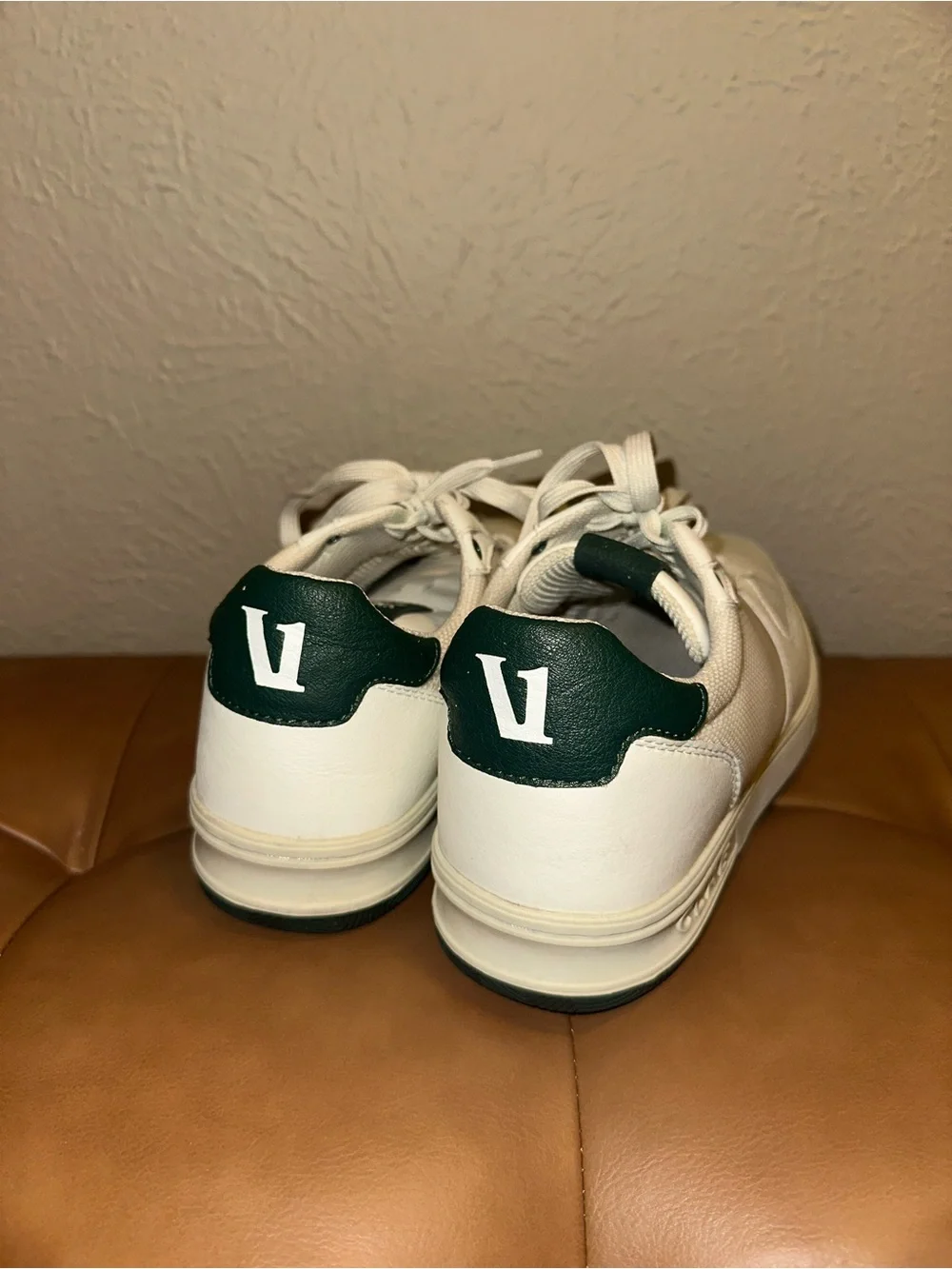 Vuori CLAE Low-Top Sneakers in Off-White with Dark Green Accent UNISEX